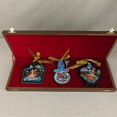 Набор из 3-х ёлочных игрушек "Русская зима" с росписью Палех