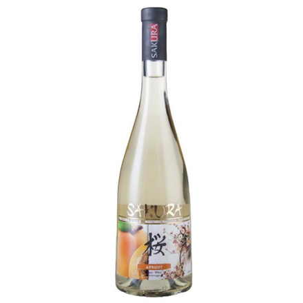 Винный напиток Sakura абрикос 0,75 л