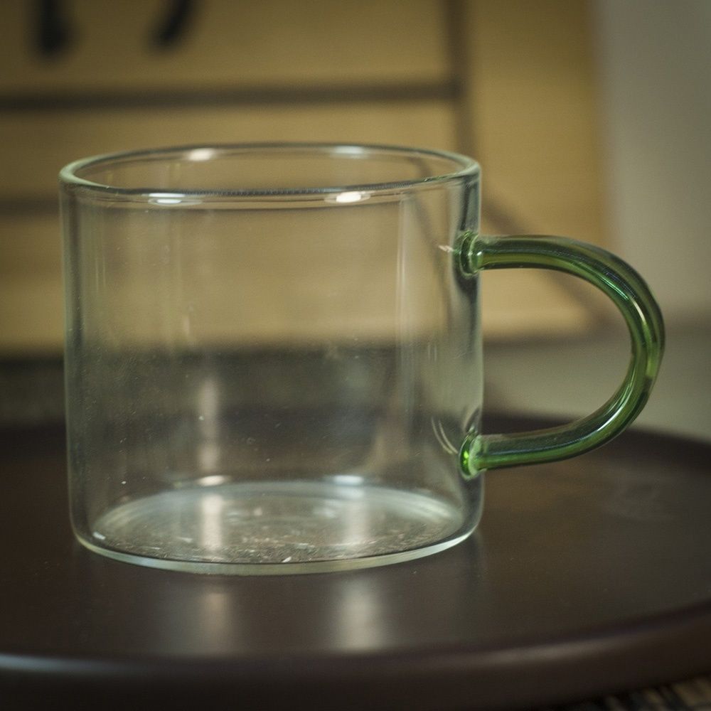 Чашка стеклянная