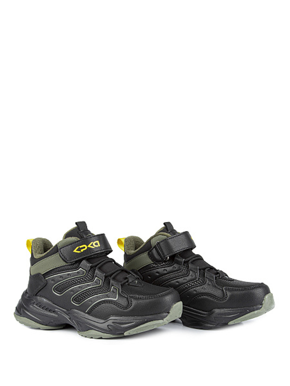 Кроссовки утепленные