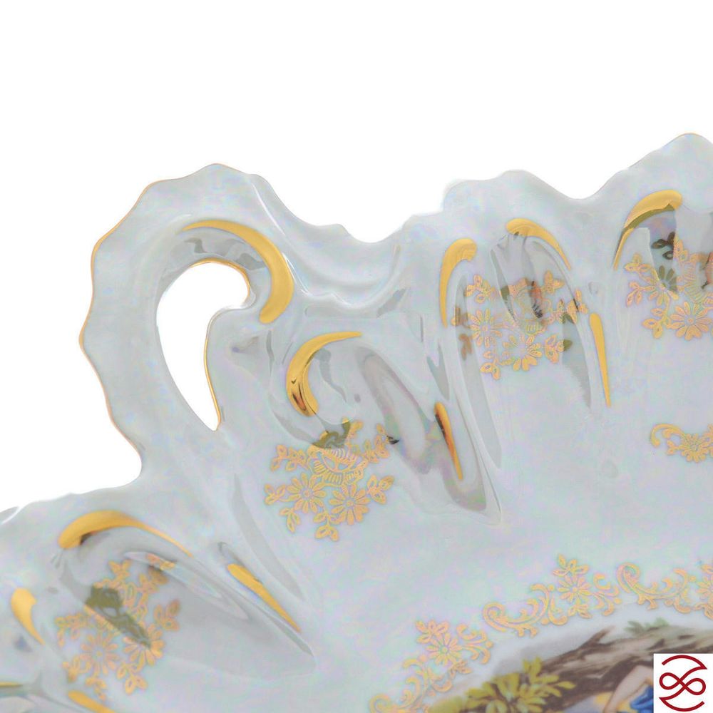 Блюдо на ножке Queen's Crown Мадонна перламутр 33 см