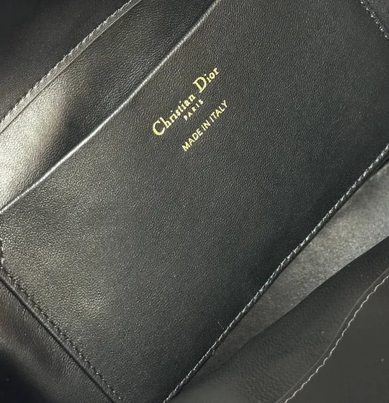 Сумка Dior Toujours вертикальная, черный