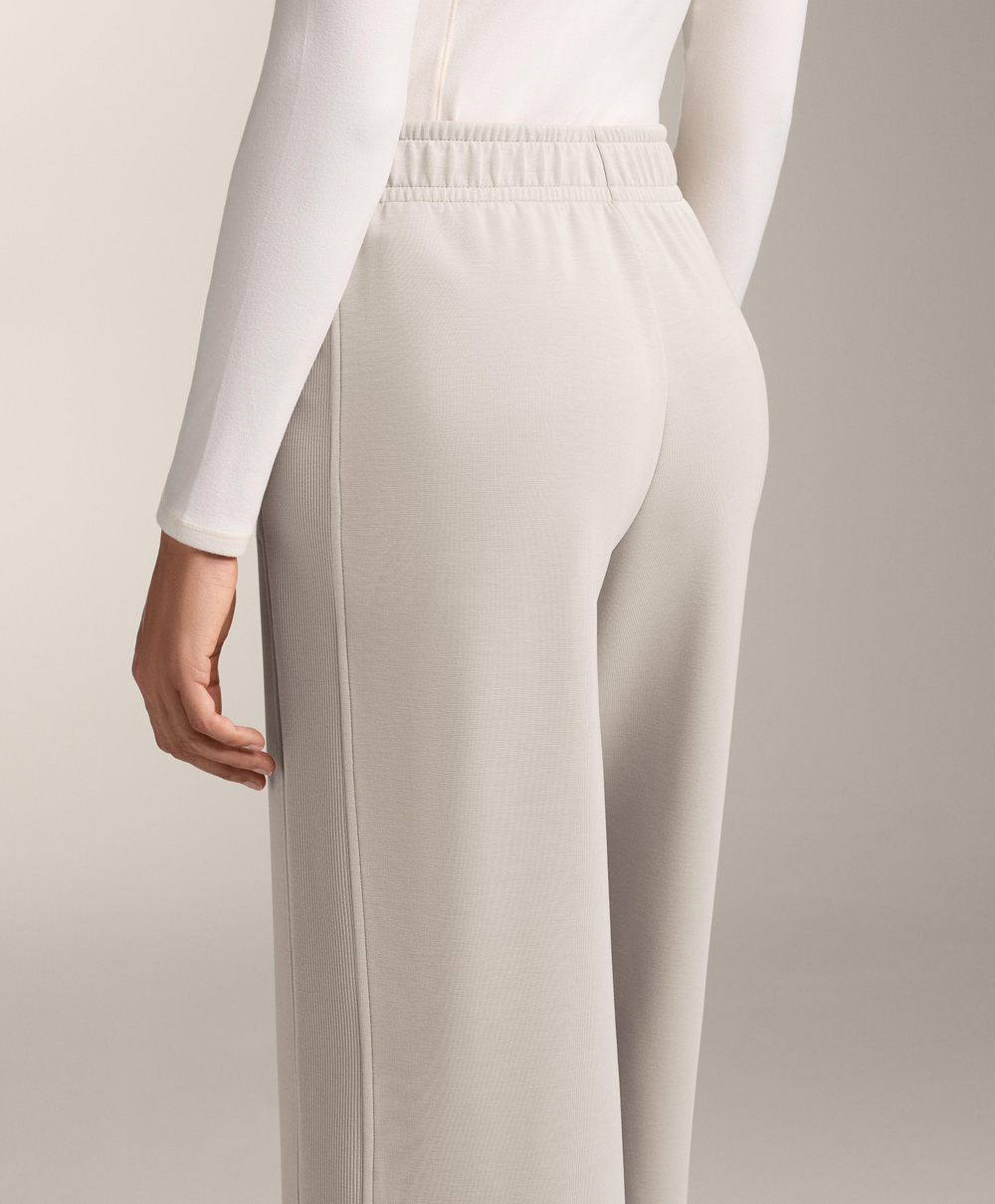 OYSHO Широкие прямые брюки с ребристой отделкой по бокам и ворсистым модалом, серо-коричневый