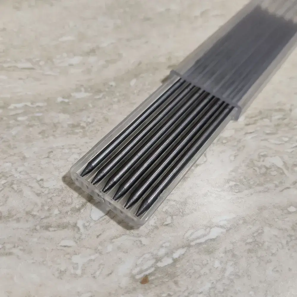 Грифель для механического карандаша 2.8 мм 12шт.