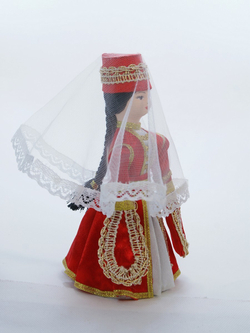 Кукла коллекционная в Кабардинском женском костюме
