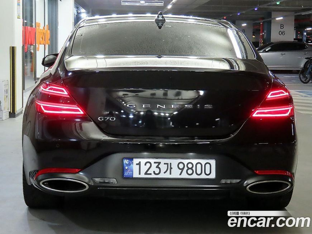 Genesis The New G70 Бензин 3.3T 2WD (05.2021)