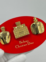 Набор брошей пинов в виде флаконов Christian Dior