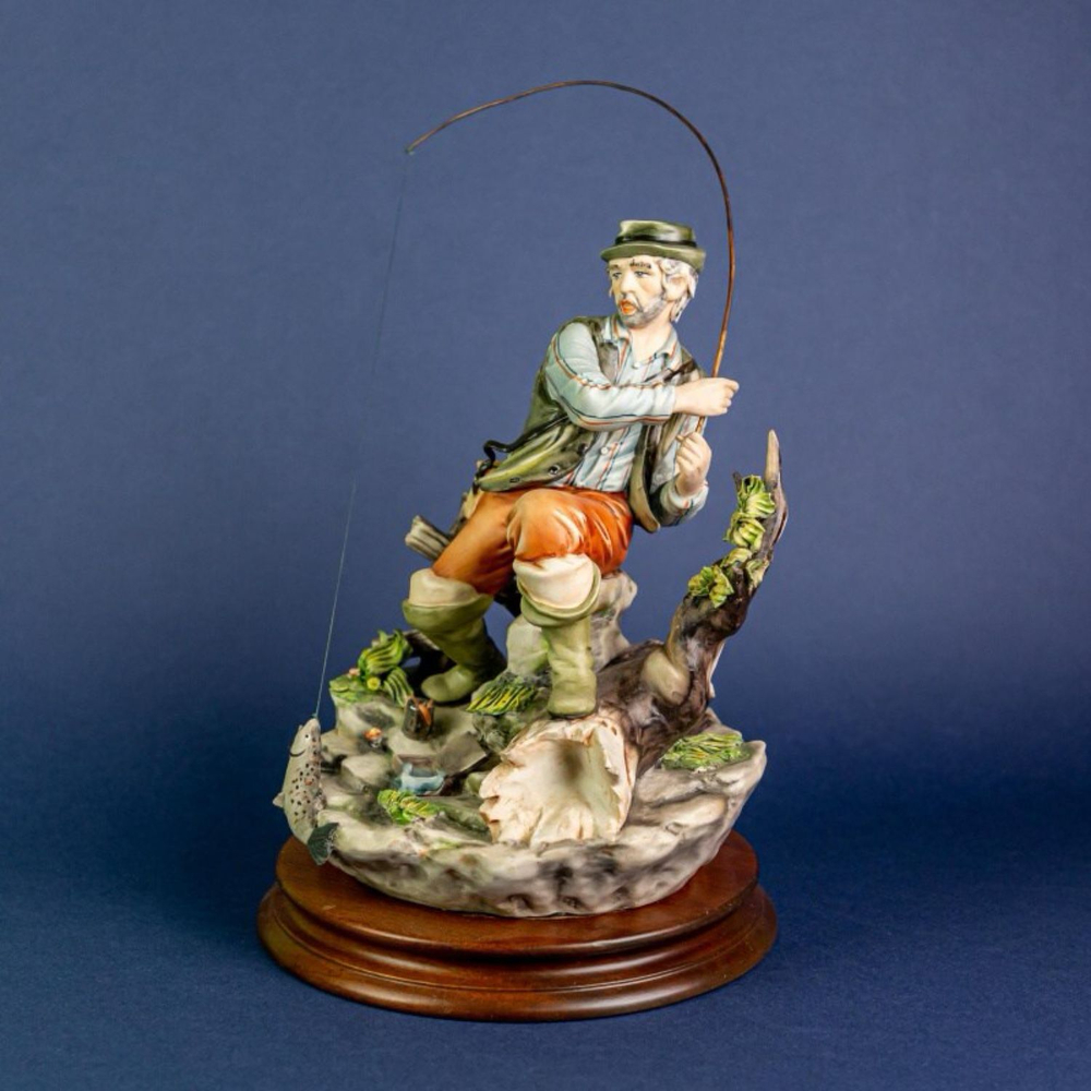 Винтаж: Фарфоровая мануфактура Capodimonte. «Рыбак»