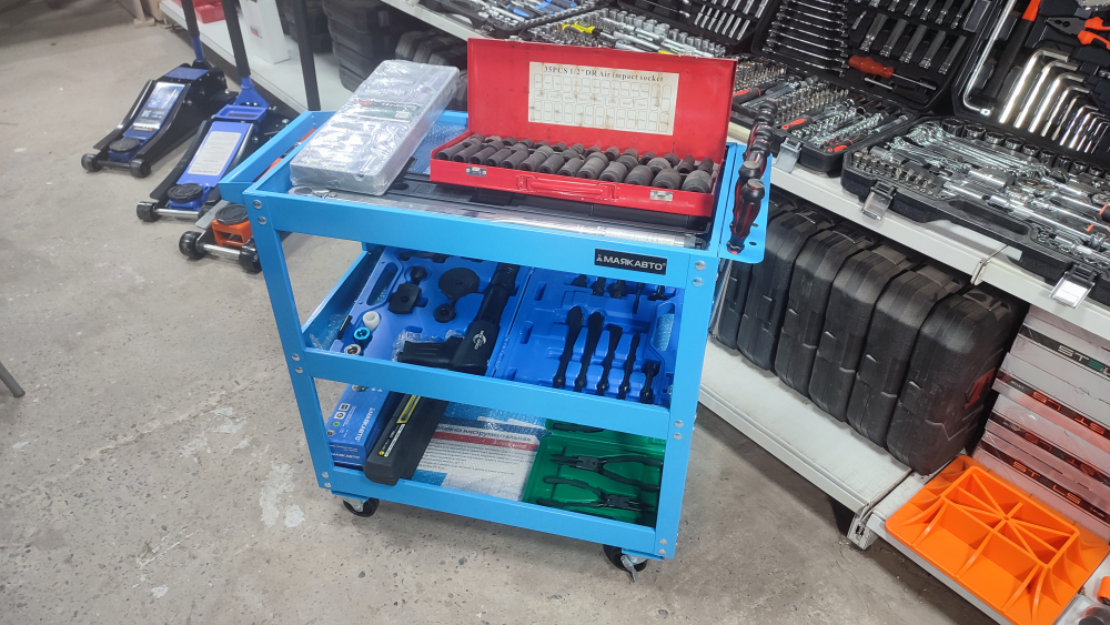 Тележка инструментальная 3 полки