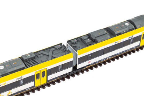 N 4-секционный электропоезд BR 440 bwegt DB AG, эпоха VI