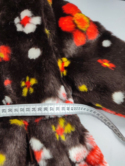 Шубка оригинальная на 7-8 лет