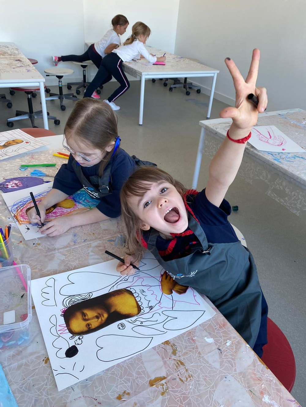 "Дорисуй-ка" картину великих мастеров. 