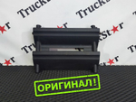 Накладка решетки радиатора правая