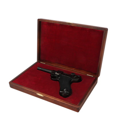Denix Пистолет Люгер в подарочном футляре (сборный комплект)