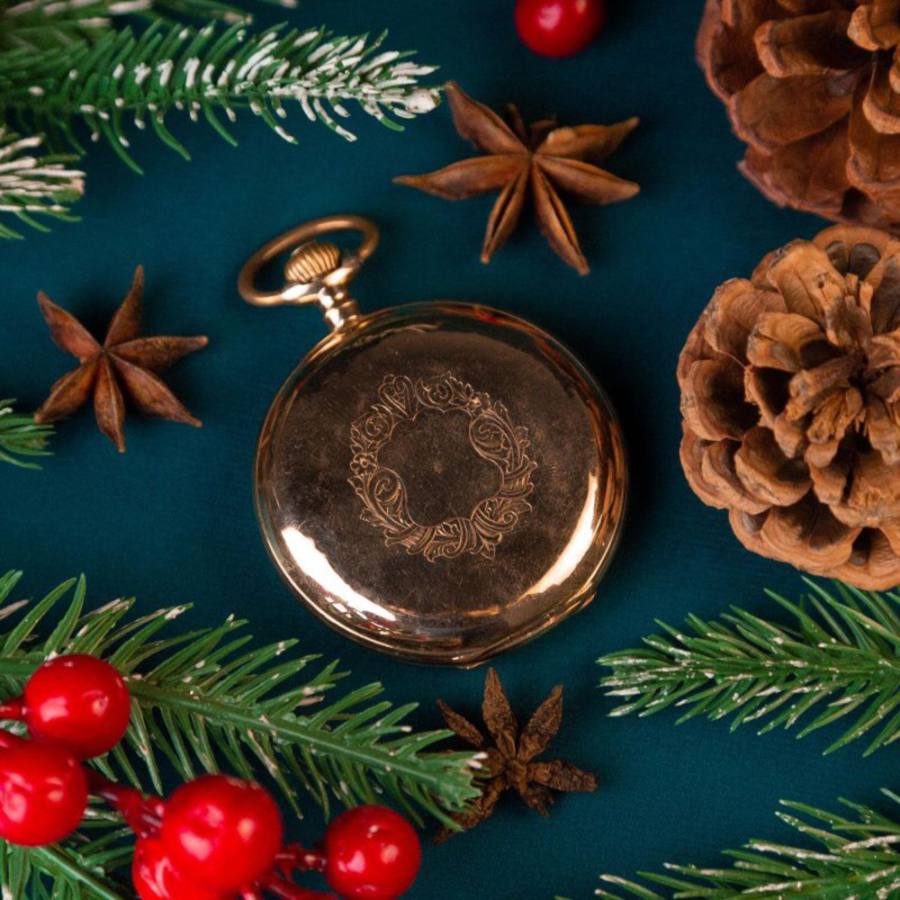 Золотые карманные часы