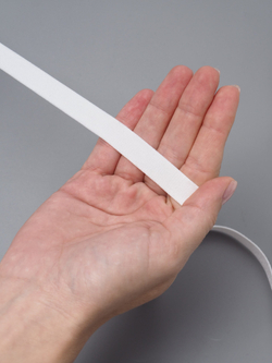 Резинка бретелечная белая глянцевая ширина 12 мм