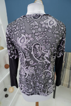 Джемпер красивый с принтом 48 размер