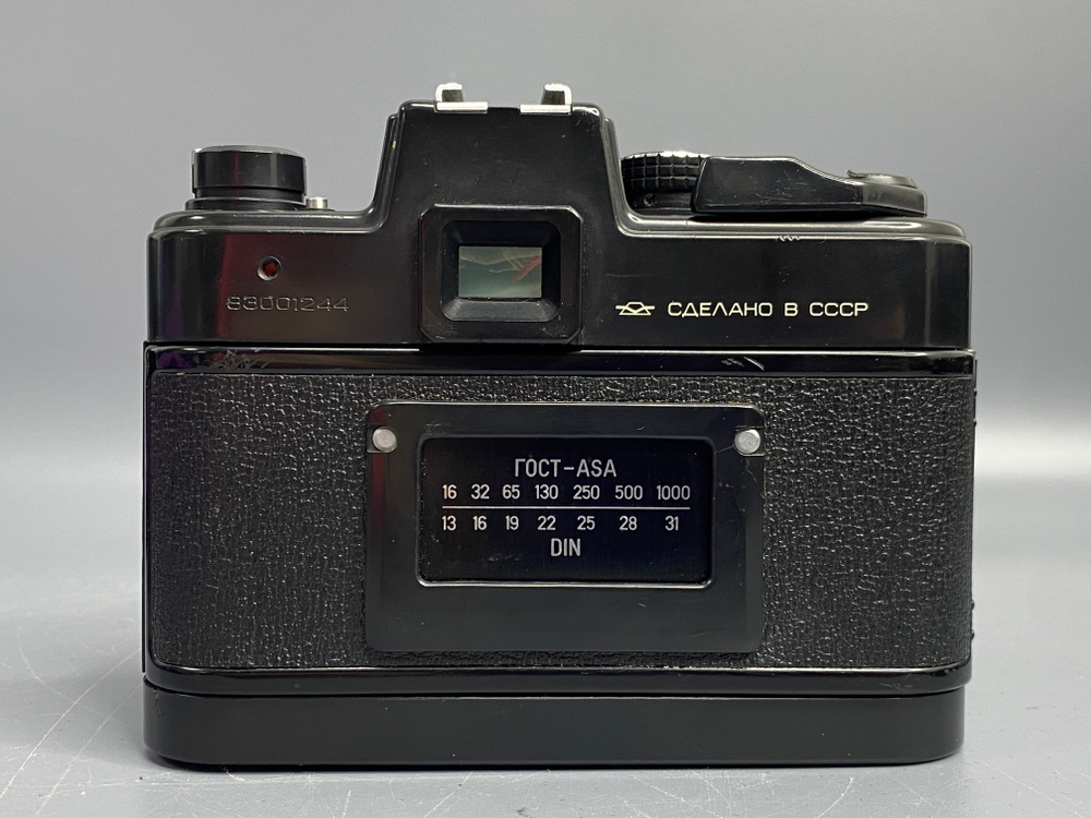 Зенит 19 + Helios 44m