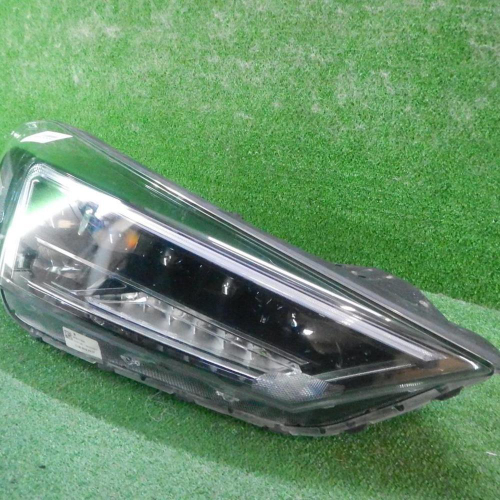 Фара правая Hyundai Tucson 3 (2018-2021) LED