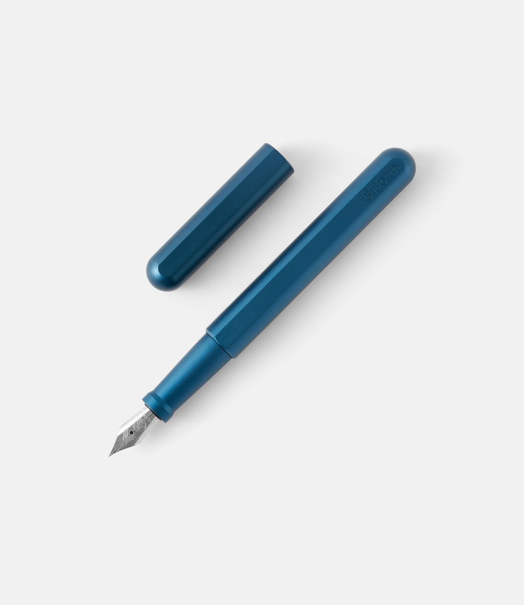 Stilform Ink Night Sky — перьевая ручка из алюминия