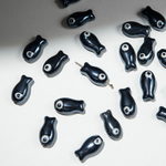 Бусина в форме рыбки, 18,5*10мм, иссиня-черная, глазурированный фарфор