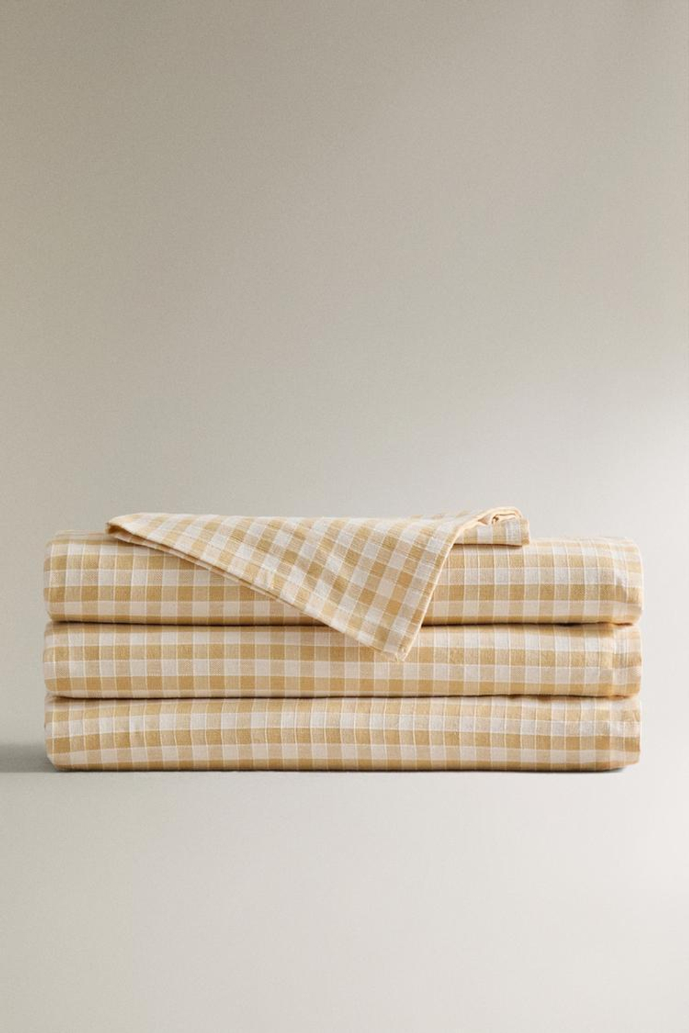 ZARA HOME ХЛОПКОВАЯ СКАТЕРТЬ В КЛЕТКУ, ВАНИЛЬНЫЙ
