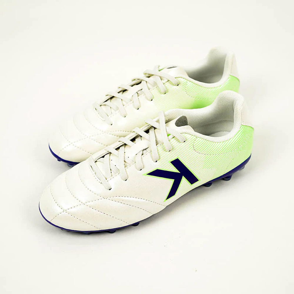 Бутсы футбольные KELME Men's Football Shoes (MG) 8312ZX1268-105-42, размер 42 (рос.41), белый