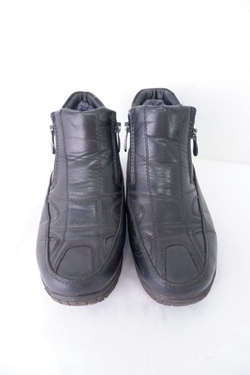 Ботинки черные зимние 35 размер