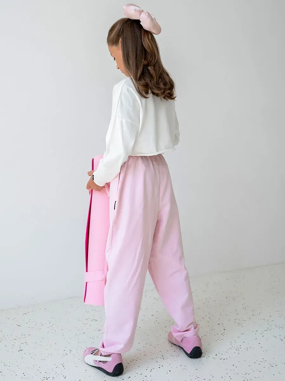 Брюки для девочки на осень розовые