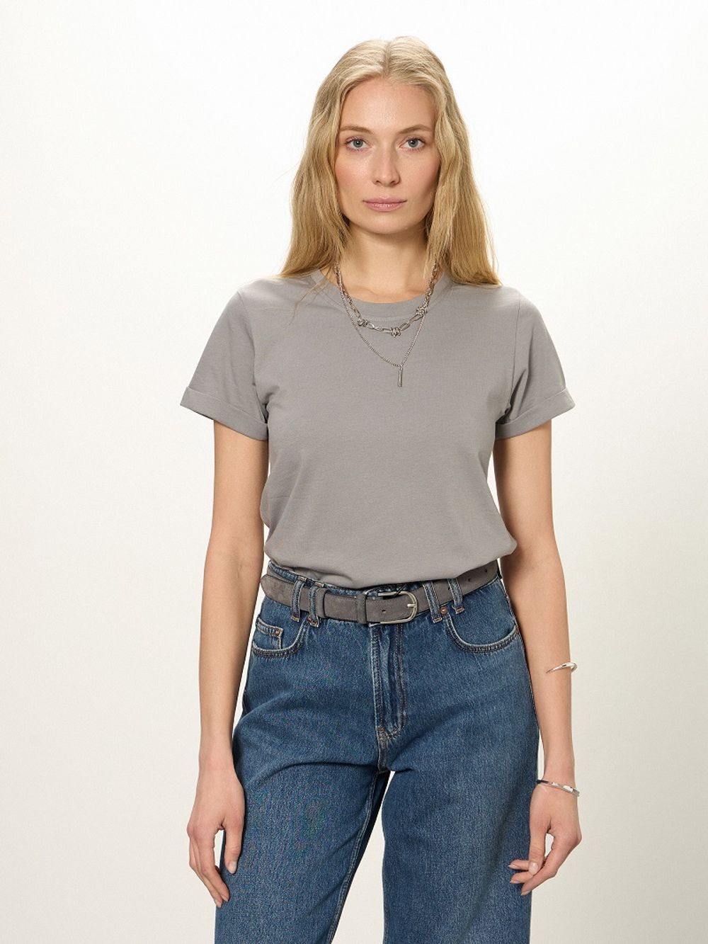 Футболка прямая светло-серая