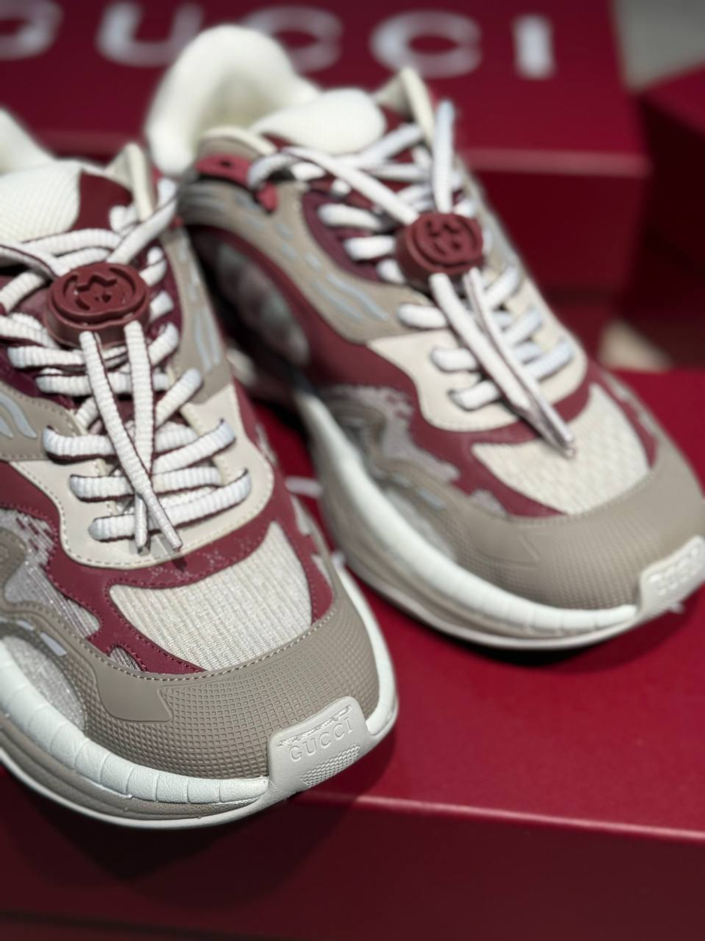 Кроссовки Gucci