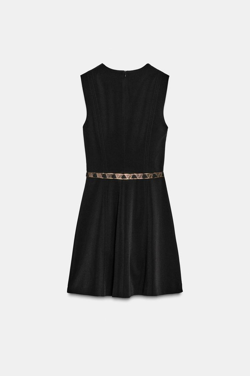 ZARA МИНИ-ПЛАТЬЕ С ЗОЛОТЫМ РЕМНЕМ, ЧЕРНЫЙ