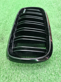 Решетка радиатора левая BMW X5M F85, X6M F86 14-19