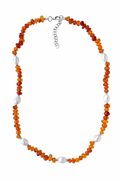 Чокер из балтийского янтаря с жемчужными вставками