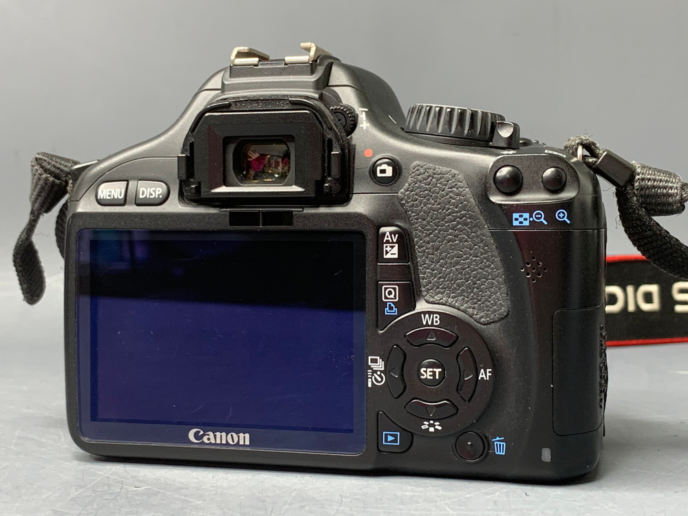 Canon 550D Kit 18-55mm 3.5-5.6 II
