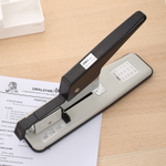 Степлер металлический DELI до 80 листов (скобы №23/6 - 23/13)