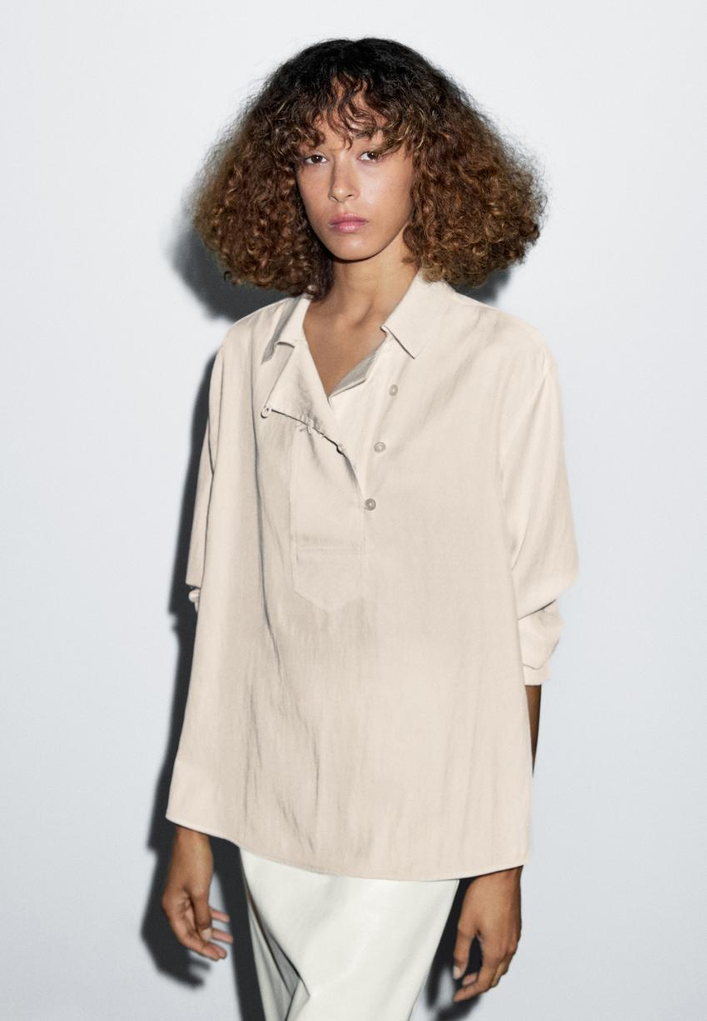 Massimo Dutti Блуза из струящейся ткани с пуговицей, натуральный, кремовый