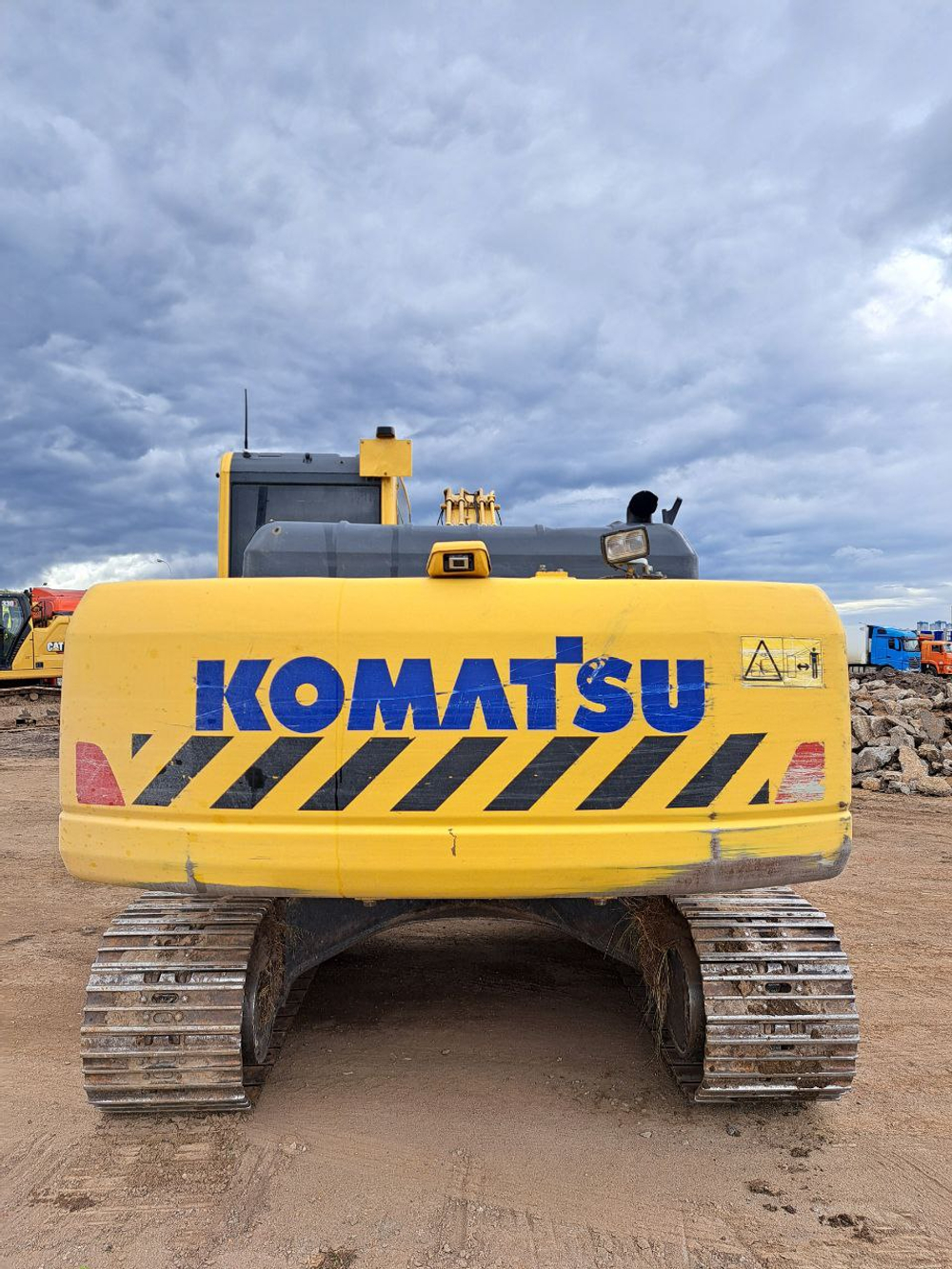 KOMATSU PC 220 Экскаватор PC220LC-8M0 (Дизельный, 6,7 л, 167 л.с., АТ)