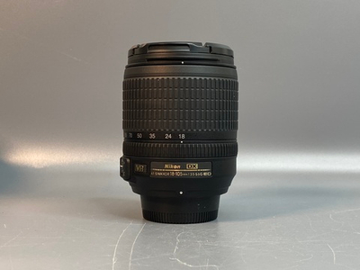 Nikon 18-105 3.5-5.6 ED
