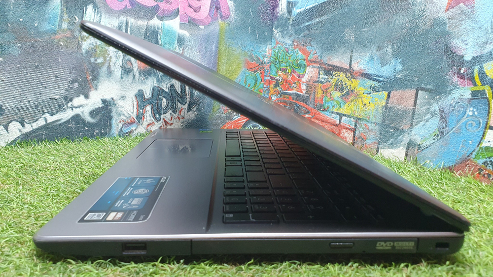 Ноутбук ASUS i5/6Gb/GT 740M 2Gb/K550LB-XO186H [90nb02g2-m03530] /Windows 10