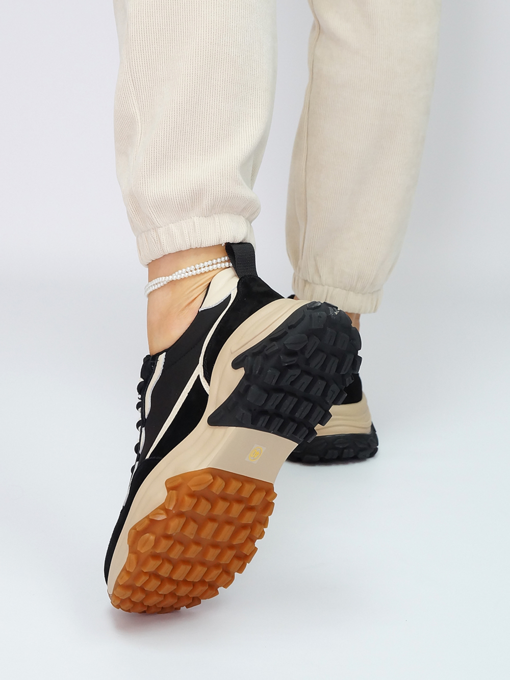 Кроссовки женские демисезонные