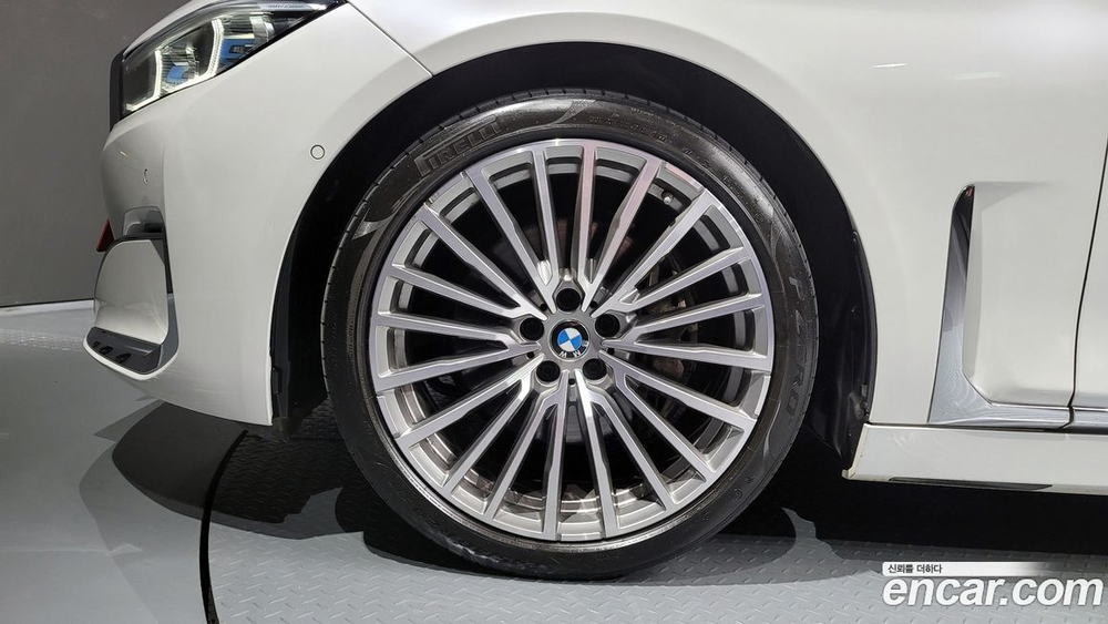 BMW 7 Series (G11) 740i Design Pure Excellence (08.2022)