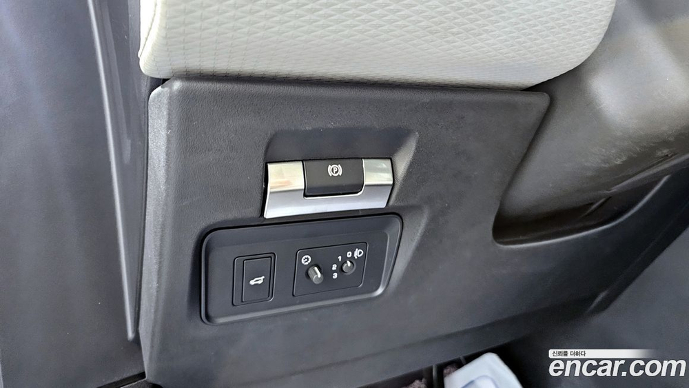 Land Rover Range Rover Evoque 2 Generation D150 S (04.2020)