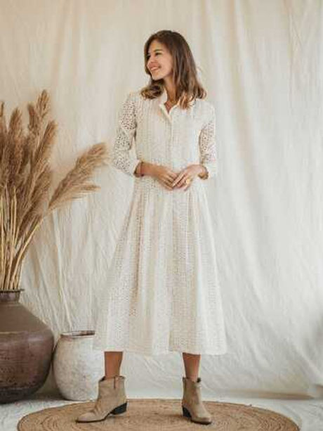 Платье миди из прошвы (белое)