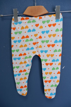 Ползунки с принтом сердечек на 1-6 месяцев
