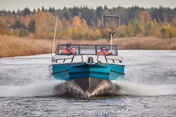 Алюминиевый катер BERKUT Active DC