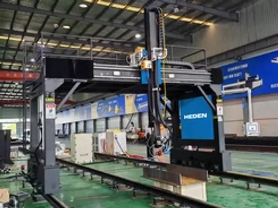 Система ручной лазерной сварки IPG LiteWELD XR 2000, кабель 10 м