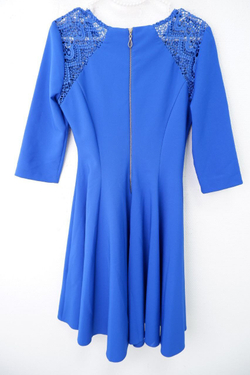 Платье Roxelan стильное 40 размер