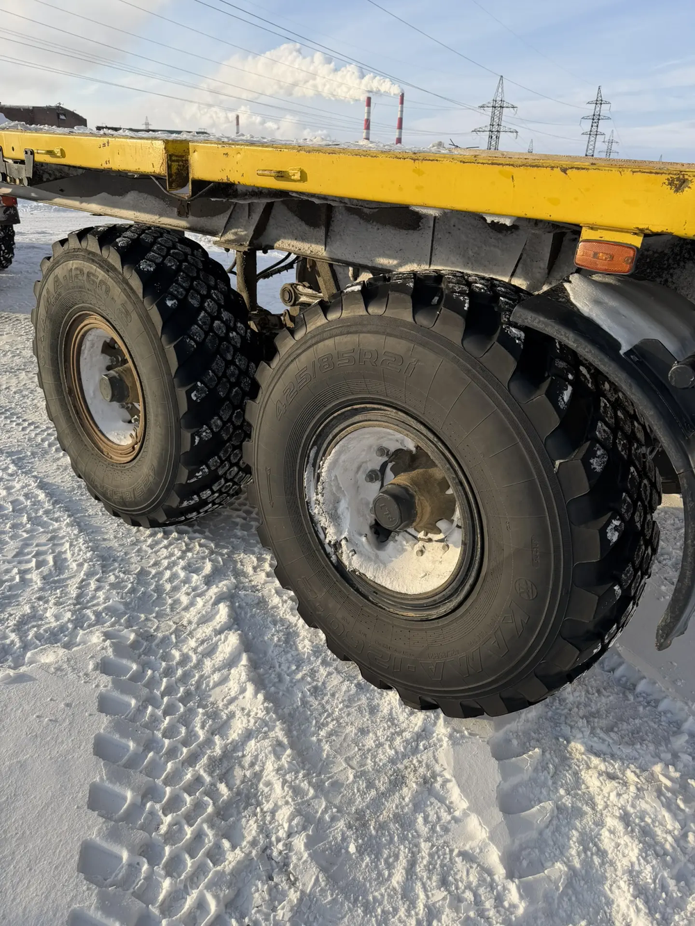 Туймазинский завод автобетоновозов 5885* Полуприцеп бортовой 588521