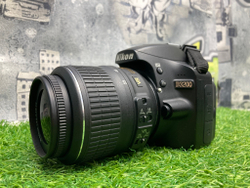 Nikon D3200 Kit AF-S DX 18-55mm 28.000 кадров
